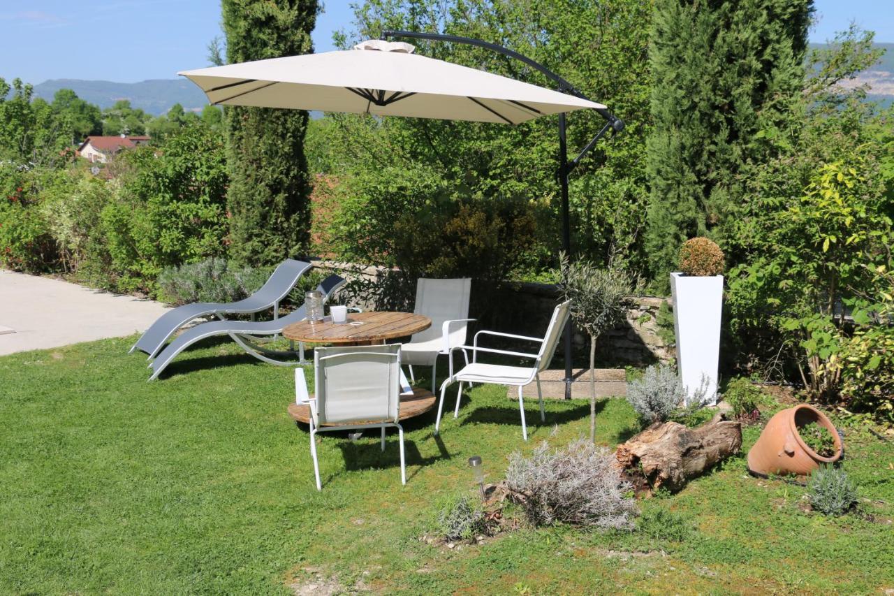 Chambres Et Table L' Echappee Bouvesse-Quirieu Exterior photo